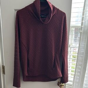 Sherpa Nyano Pullover Cowl Neck